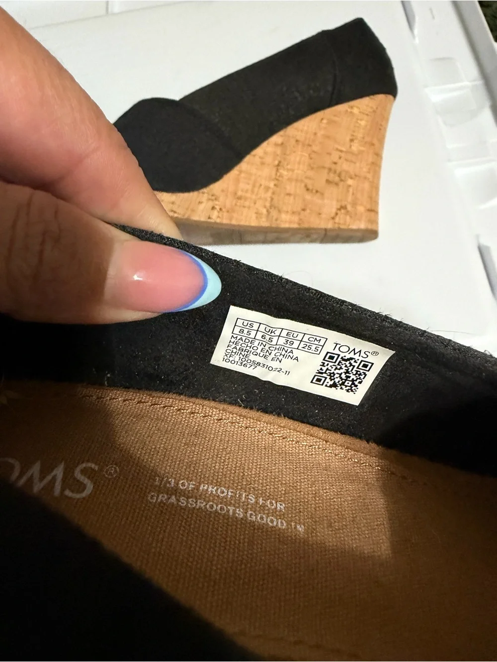 Toms comfortable peep